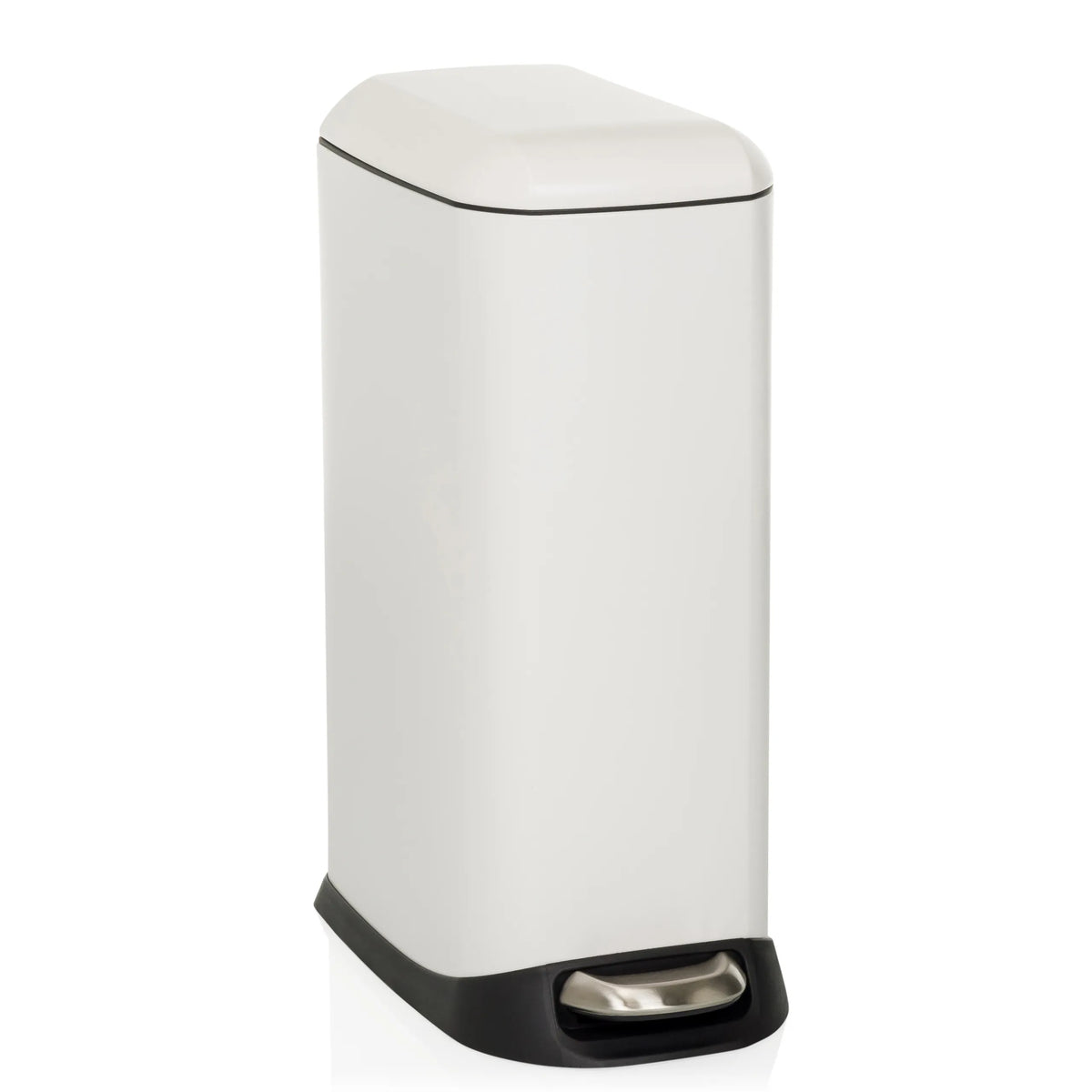 Witte prullenbak CLEAN SLIM met voetpedaal en afgerond deksel van hjh OFFICE – 360-gradenweergave (vooraanzicht 15°)