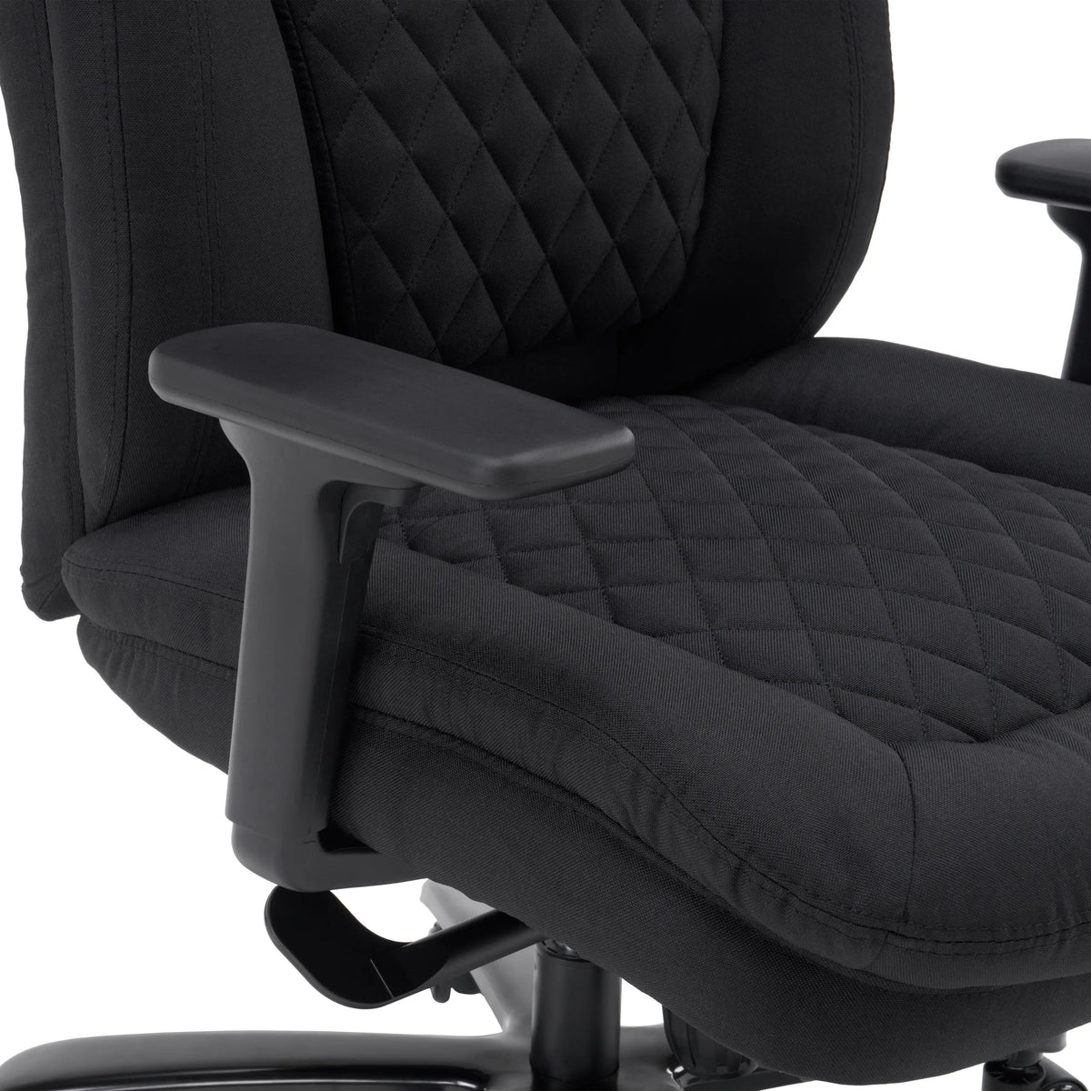 Armleuning en gewatteerde stoffen bekleding van de XXL Pullmann Gen2 bureaustoel in zwart van hjh OFFICE
