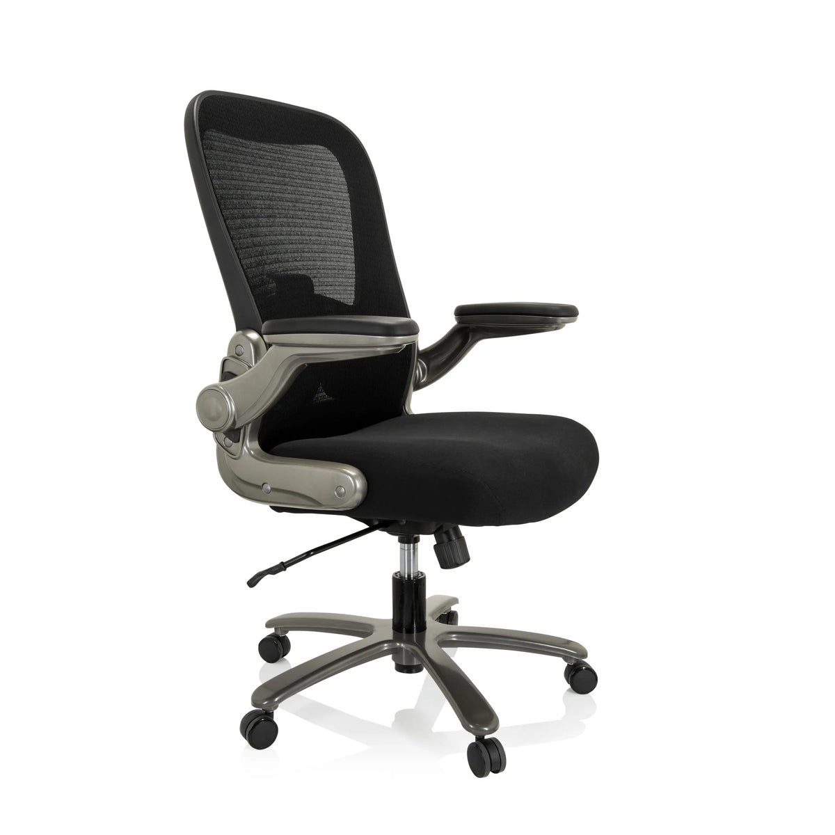 Schwarzer XXL Drehstuhl INSTRUCTOR T I mit Netzrücken, Armlehnen und Fußkreuz mit fünf Rollen von hjh OFFICE – 360-Grad-Ansicht (schräge Frontansicht 60°)