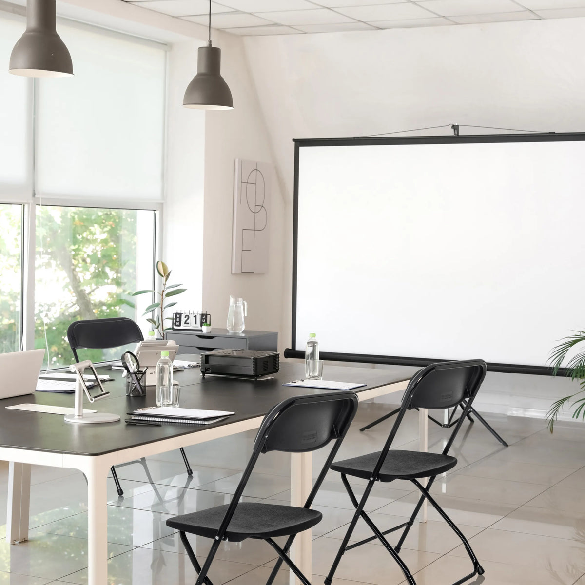 Outdoor stoel TUDELA XXL B in zwart met metalen frame en zitting van hjh OFFICE