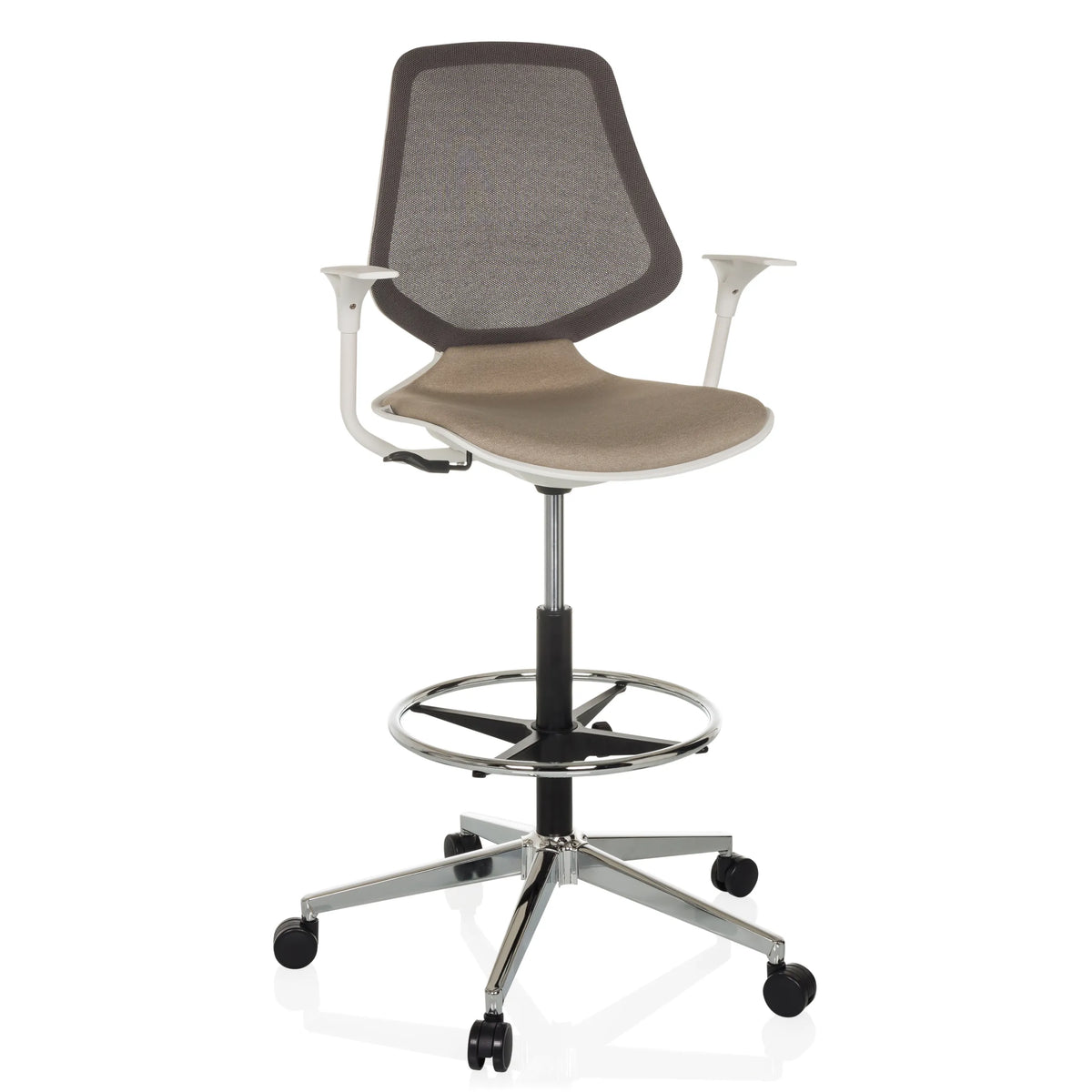 Beiger Counterstuhl TOP WORK STYLE mit Netzrücken, Fußring und Fußkreuz mit fünf Rollen von hjh OFFICE – 360-Grad-Ansicht (Frontansicht 15°)