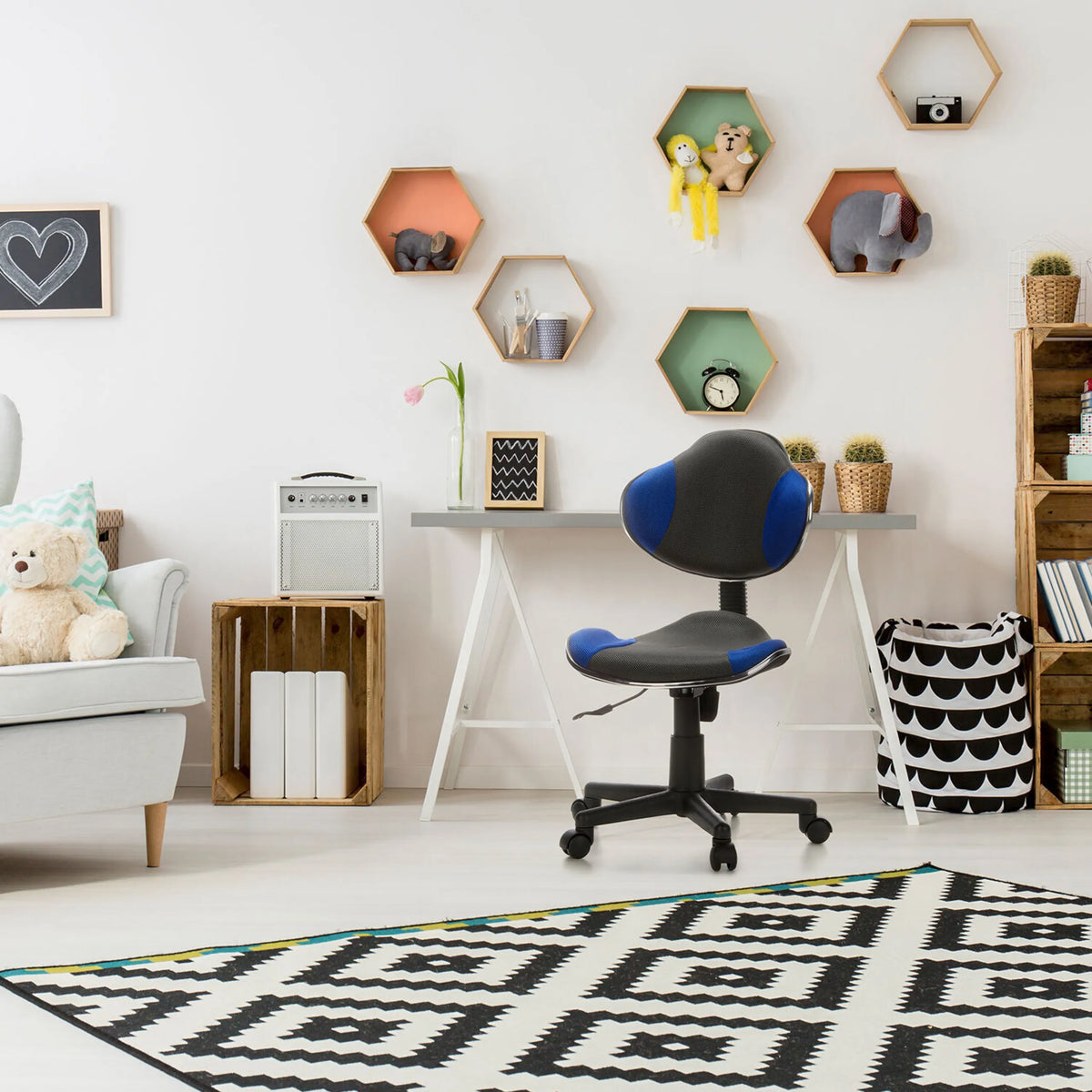 Kinder bureaustoel KIDDY GTI-2 in grijs en blauw met kruisvoet op wieltjes voor een bureau van hjh OFFICE