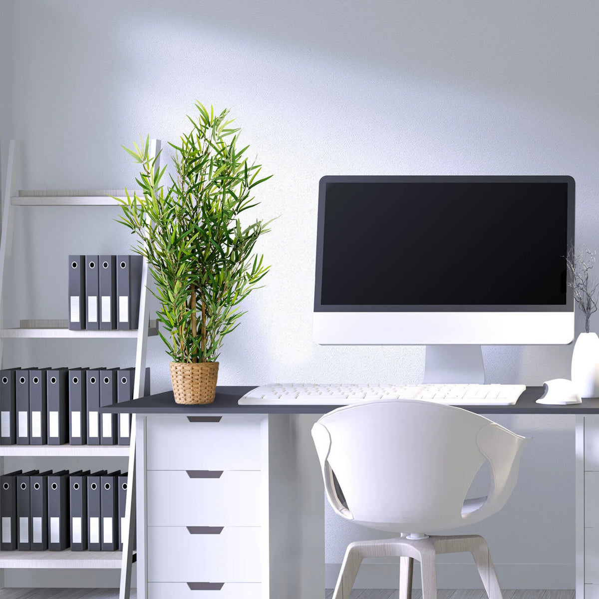 Kunstplant MINI BAMBUS in groene kleur met gevlochten mandpot van hjh OFFICE