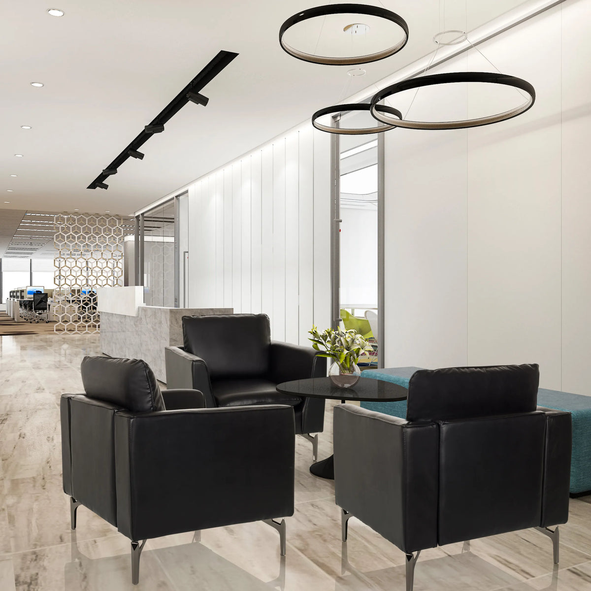 Drie zwarte BAVERO Lounge stoelen van kunstleer in een moderne kantoorlounge van hjh OFFICE
