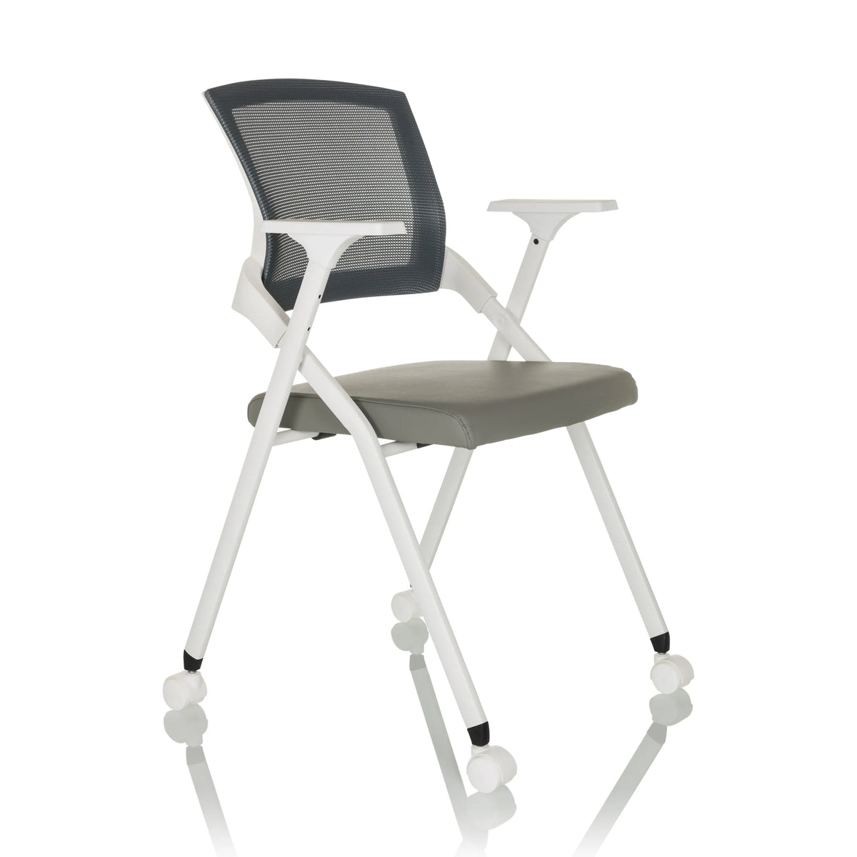 Grijze Klapstoel PRIORITY II W PU met netrugleuning, armleuningen en zwenkwielen van hjh OFFICE – 360-gradenweergave (schuin vooraanzicht 45°)
