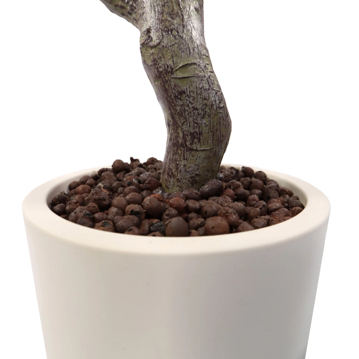 Stam en witte plantenpot met kleikorrels van de Kunstplant Garcinia van hjh OFFICE