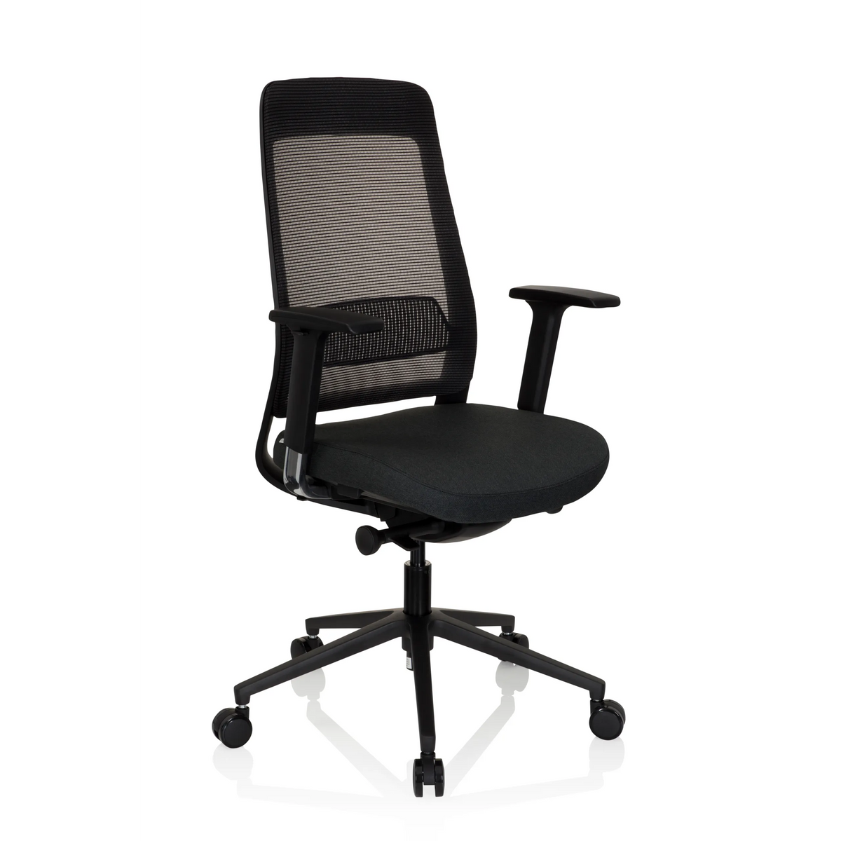 Zwarte Professionele bureaustoel CHIARO T1 BLACK met netrugleuning en vijfpoot met wielen van hjh OFFICE – 360-gradenweergave (schuin vooraanzicht 40°)