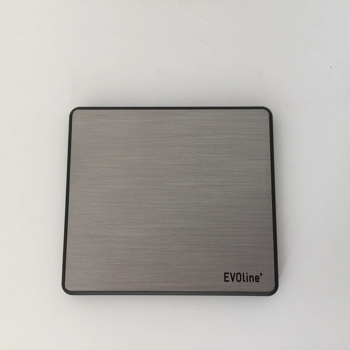 Roestvrijstalen afdekking van de ELDO800 accessoires met geborsteld oppervlak en logo van hjh OFFICE PRO