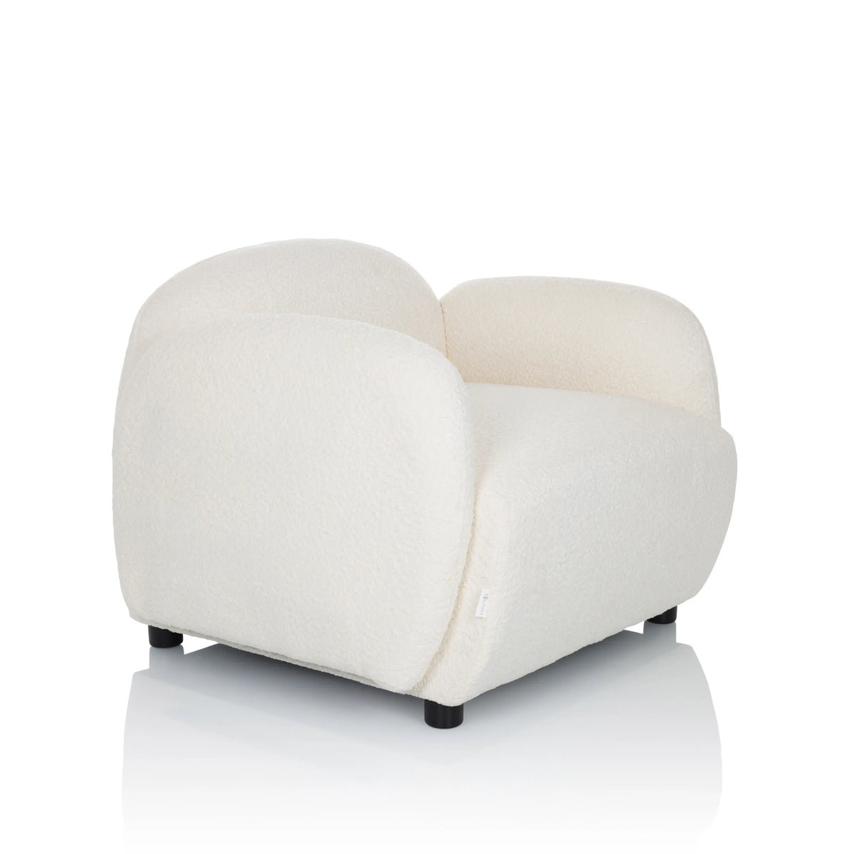 Witte Lounge stoel VERDUNA met gestructureerde stofbekleding en korte zwarte poten van hjh LIVING – 360-gradenweergave (schuin vooraanzicht 45°)