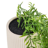 Groene kunstplant in een beige, geribbelde buitenpot Filix van hjh OFFICE