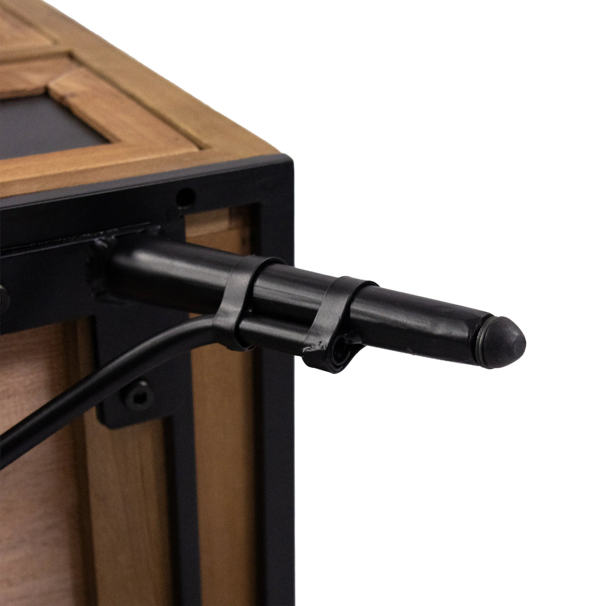 Zwarte kabeldoorvoer in het CONTINENTO S Dressoir met houtoptiek van hjh LIVING