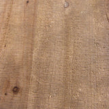 Donkerbruine houtstructuur van het CONTINENTO S dressoir van hjh LIVING