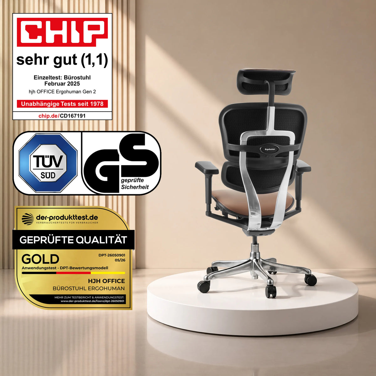 Luxe directiestoel ERGOHUMAN ULTRA L GEN2 in bruin met netrugleuning en hoofdsteun op een wit platform van hjh OFFICE