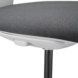 Donkergrijs stoffen bekleding van de zitting van de Werkstoel WORK MF2 W van hjh OFFICE