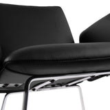 Zitting en chromen onderstel van de gestoffeerde stoel DESIGNIA V in zwart van hjh OFFICE