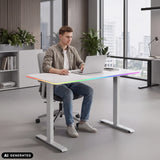 Elektrisch in hoogte verstelbaar bureau Worktime LED in wit met geïntegreerde RGB-verlichting aan de rand van hjh OFFICE