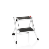 Witte Klaptrap SOLID W1 met twee antislip treden van hjh OFFICE – 360-gradenweergave (vooraanzicht 20°)