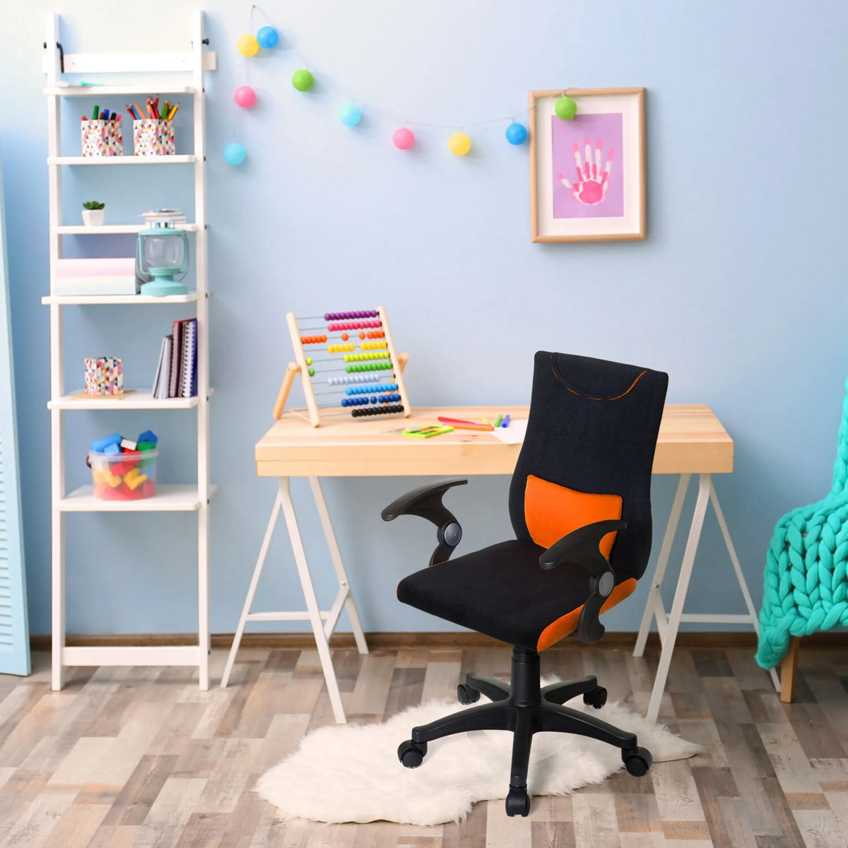 Kinder bureaustoel KIDDY PRO AL in zwart-oranje met armleuningen en zwenkwielen van hjh OFFICE
