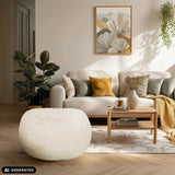 Beige zitzak Sitzolo R in een woonkamer van hjh LIVING (AI-gegenereerde afbeelding)