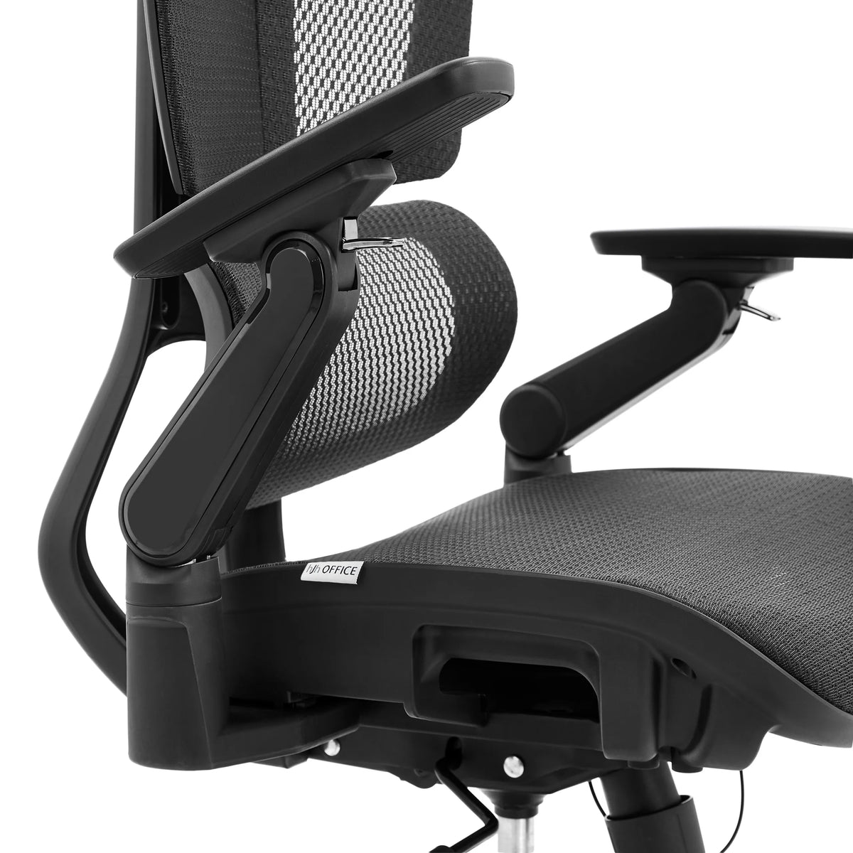 Verstelbare armleuning van de professionele bureaustoel Ergo U2 Pro3 met netrugleuning in zwart van hjh OFFICE