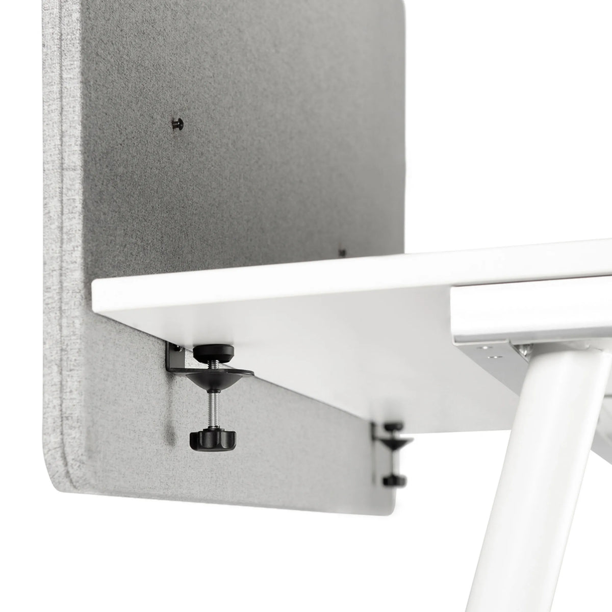 Bevestigingsklemmen van een lichtgrijs gemêleerde Tafelverdeler FLEXMIUT D 120 van hjh OFFICE
