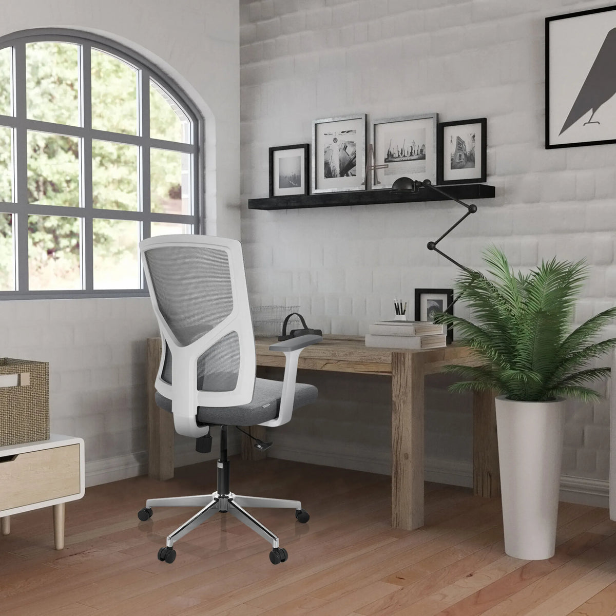 Grijze Thuisgebruik bureaustoel BRETON BASE W met wit frame en netrug van hjh OFFICE