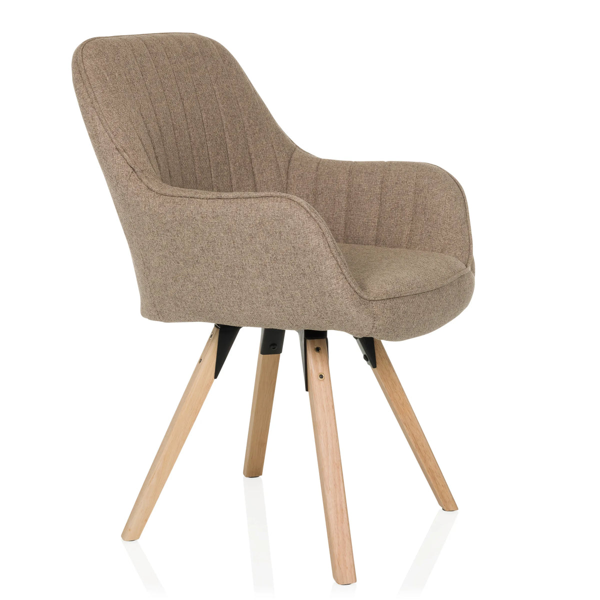 Beige gestoffeerde stoel SCANDI SOFT met gestructureerde stofbekleding en vier houten poten van hjh LIVING – 360-gradenweergave (schuin vooraanzicht 60°)