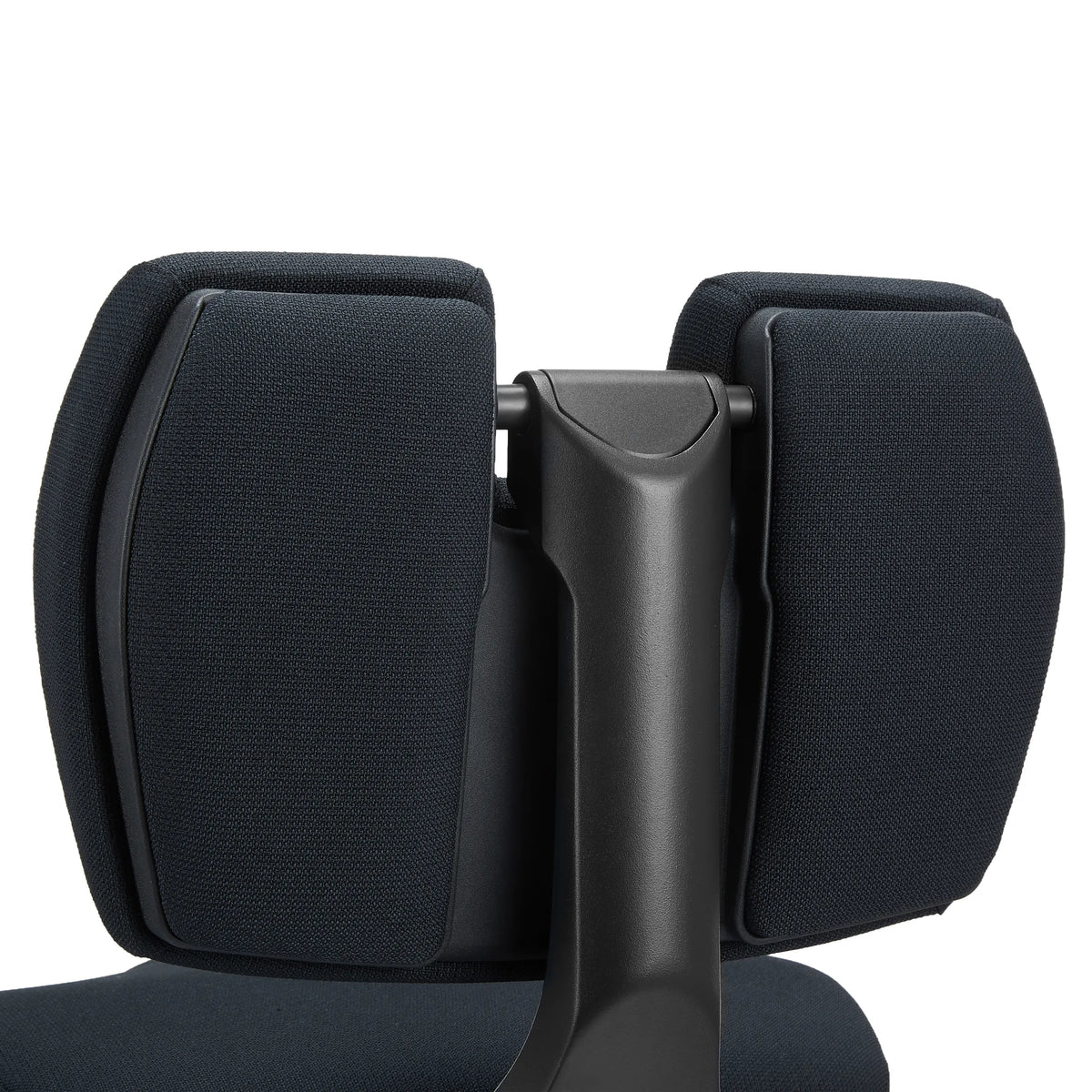 Gevoerde rugleuning van de EvoShift kniekruk in zwart met een zwart frame van hjh OFFICE