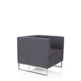 Donkergrijze Gestoffeerde fauteuil BARBADOS met vierkant design en metalen frame van hjh OFFICE – 360-gradenweergave (schuin vooraanzicht 60°)