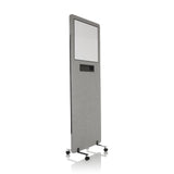 Lichtgrijze Scheidingswand FLEXMIUT WB met geïntegreerd whiteboard en zwenkwielen van hjh OFFICE – 360-gradenweergave (schuin vooraanzicht 45°)