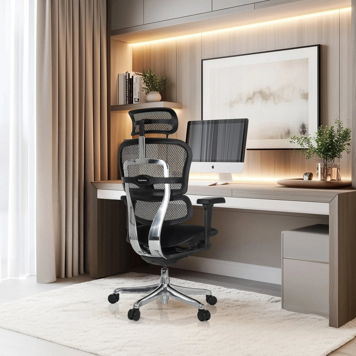 Luxus-Chefsessel ERGOHUMAN ULTRA F GEN2 mit Netzrückenlehne und Armlehnen in einem modernen Homeoffice von hjh OFFICE