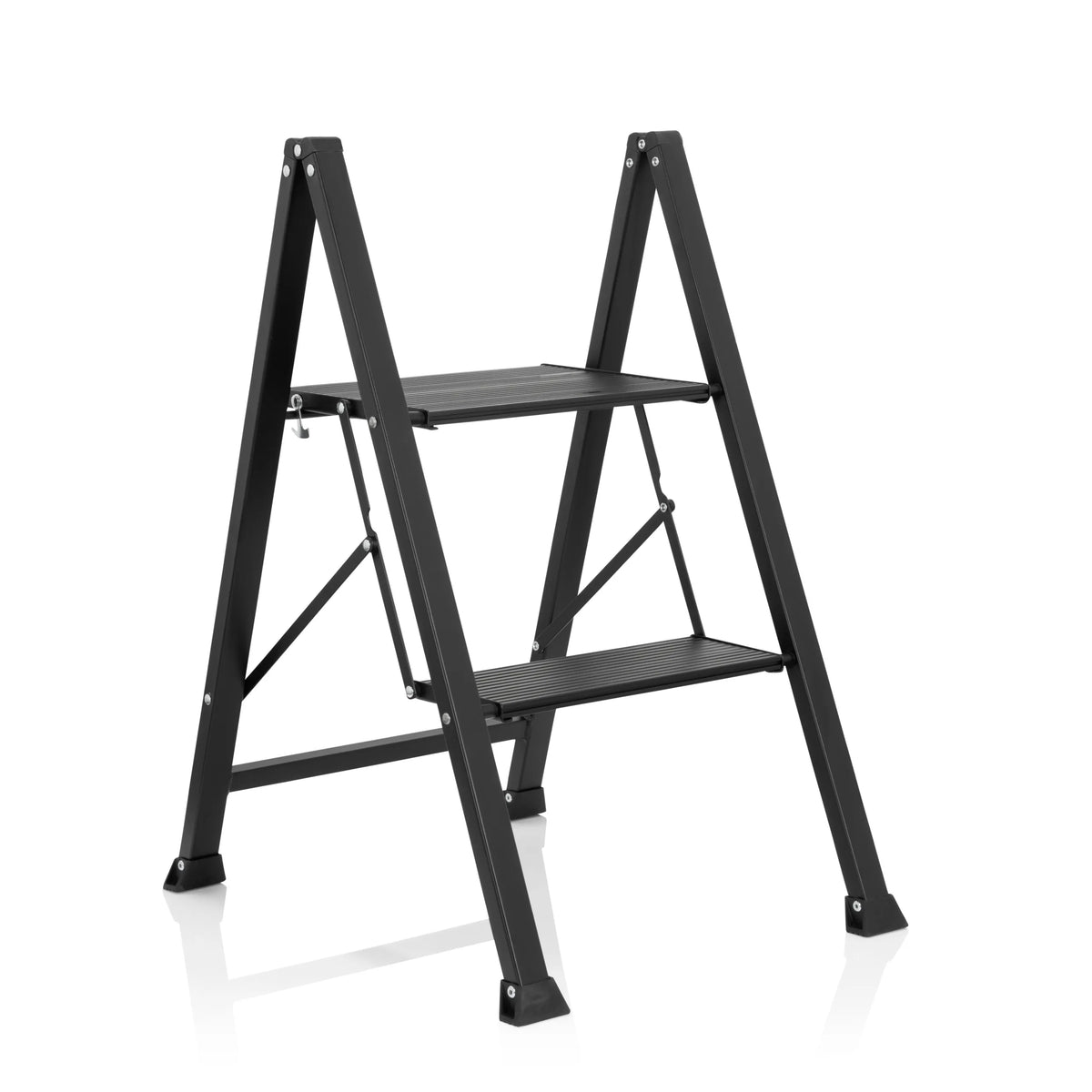 Zwarte Klaptrap SOLID W5 met twee treden van hjh OFFICE – 360-gradenweergave (schuin vooraanzicht 40°)