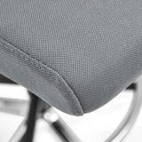 Grijze stoffen bekleding van de zitting van de Baliestoel Top Work 44 W van hjh OFFICE