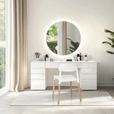 Witte vierpotige stoel SCANDI E met lichte houten poten voor een kaptafel van hjh LIVING