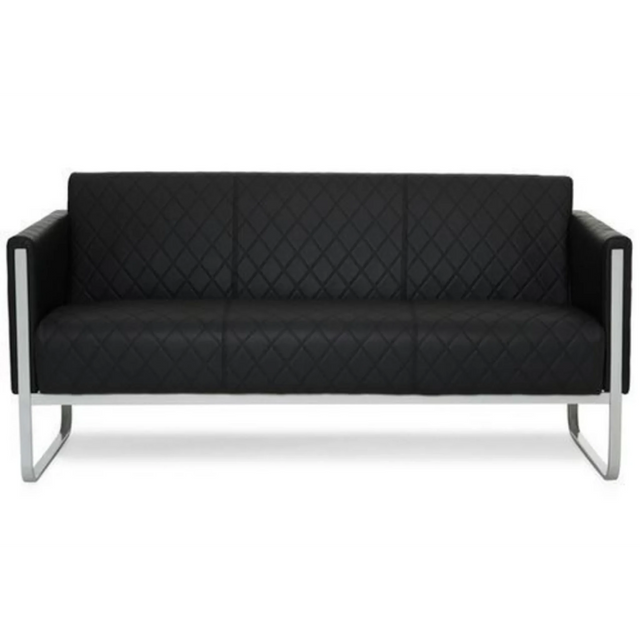 Zwarte lounge bank ARUBA STEP als driezitter met ruitstiksel en zilverkleurig metalen frame van hjh OFFICE