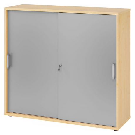 Schuifdeurenkast BETA S 1753S in esdoorn-look met zilveren metalen fronten en chromen grepen van hjh OFFICE PRO