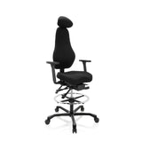 Zwarte Baliestoel RESISTIO WORK met hoofdsteun, voetring en vijfsterrenvoet met zwenkwielen van hjh OFFICE – 360-gradenweergave (schuin vooraanzicht 40°)