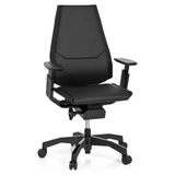 Zwarte High end bureaustoel GENIDIA BLACK van leder met armleuningen en vijfstervoet met wielen van hjh OFFICE – 360-gradenweergave (vooraanzicht 20°)