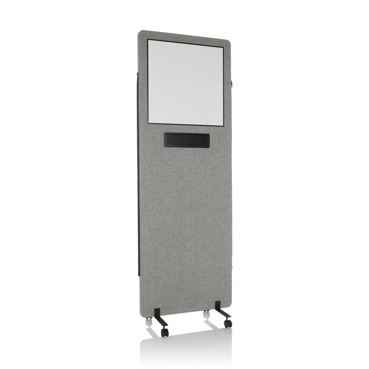Lichtgrijze Scheidingswand FLEXMIUT WB met geïntegreerd whiteboard en zwenkwielen van hjh OFFICE – 360-gradenweergave (vooraanzicht 15°)