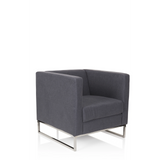 Donkergrijze Gestoffeerde fauteuil BARBADOS met vierkant design en metalen frame van hjh OFFICE – 360-gradenweergave (schuin vooraanzicht 40°)