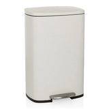 Beige prullenbak CLEAN XV met deksel en voetpedaal van hjh OFFICE – 360-gradenweergave (vooraanzicht 15°)