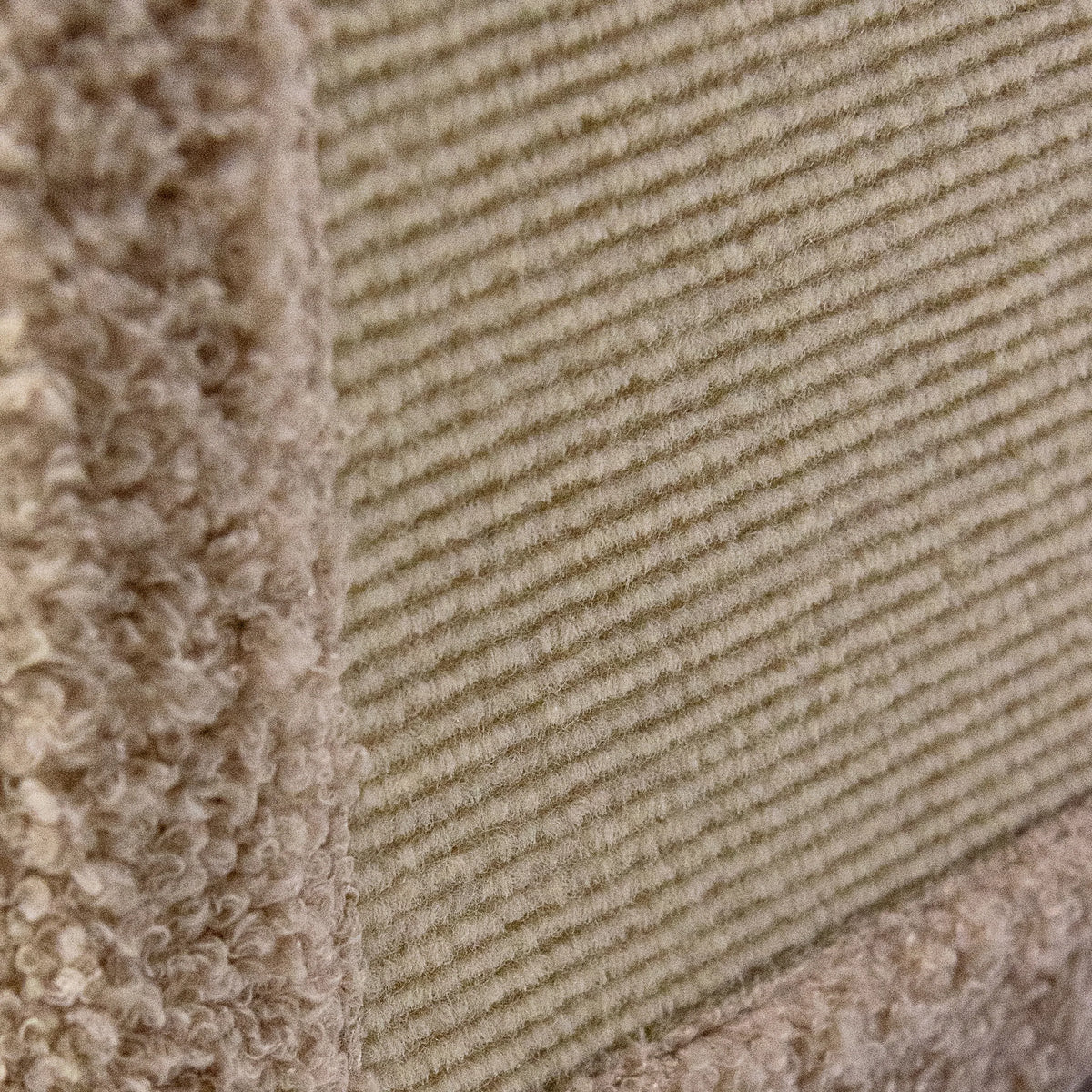Beige stoffen hoes met ribstructuur van de PAWY EB kattengrot van hjh LIVING