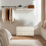 Beige commode FOLDAR met vijf lades en eenvoudige grepen van hjh LIVING