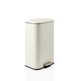 Beige Prullenbak Clean 1 met pedaalopening en plat deksel van hjh OFFICE – 360-gradenweergave (schuin vooraanzicht 45°)
