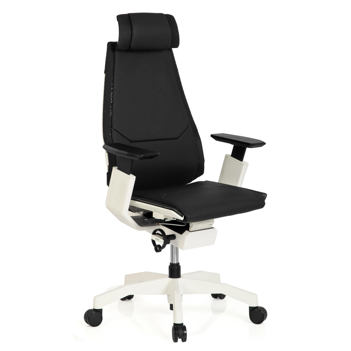 Zwarte High end bureaustoel GENIDIA PRO WHITE van leer met wit onderstel en vijf zwenkwielen van hjh OFFICE – 360-gradenweergave (schuin vooraanzicht 40°)