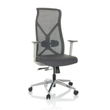 Grijze Professionele bureaustoel AZURRO WHITE met netrugleuning en vijfpoot met wieltjes van hjh OFFICE – 360-gradenweergave (vooraanzicht 15°)