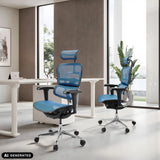 Twee blauwe luxe directiestoelen ERGOHUMAN ULTRA GEN2 met netbespanning in een kantoor van hjh OFFICE (AI-gegenereerde afbeelding)