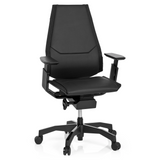 Zwarte High end bureaustoel GENIDIA BLACK van leder met armleuningen en vijfstervoet met wielen van hjh OFFICE – 360-gradenweergave (vooraanzicht 20°)