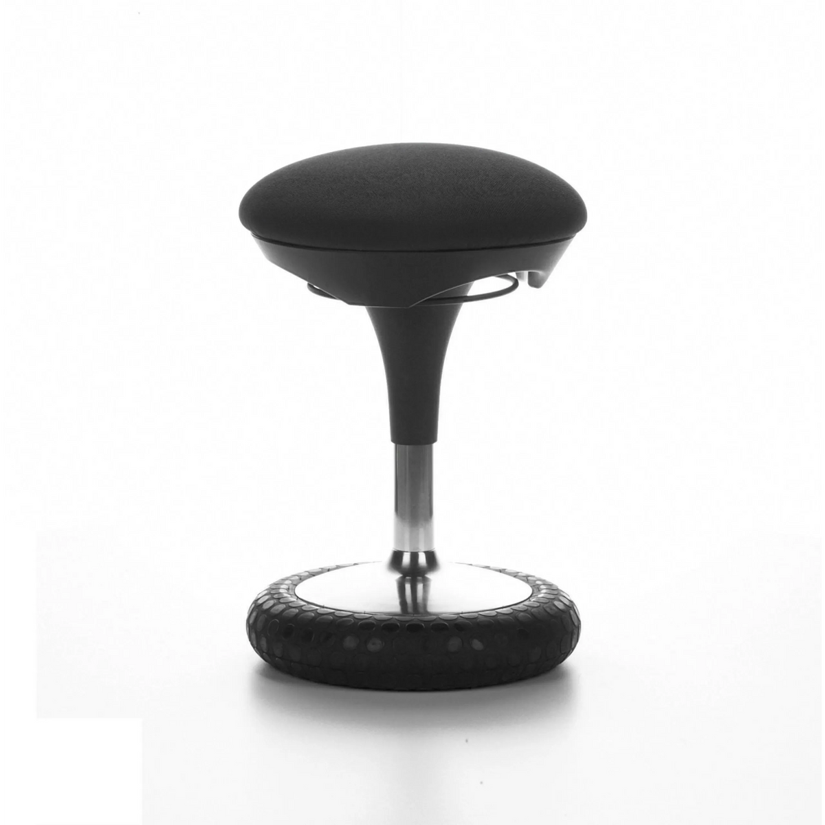 Zwarte stahulp SITNESS 20 met gewatteerde zitting en ronde voet van Topstar – 360-gradenweergave (schuin vooraanzicht 40°)