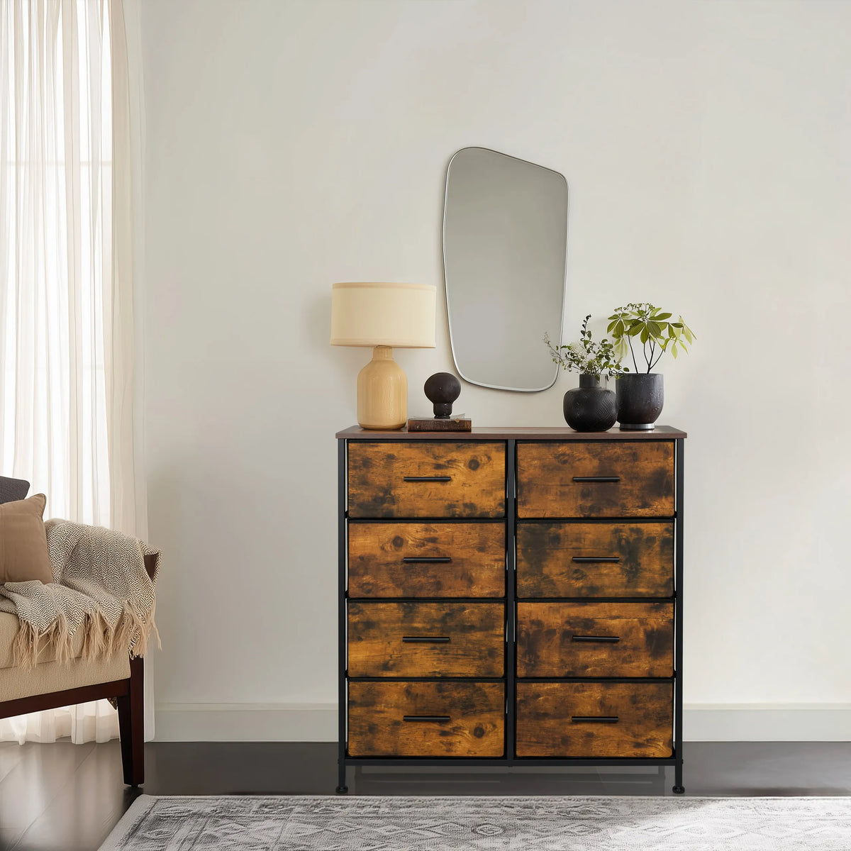 Commode RAGALA LIGHT in gerookt eiken met acht laden en een zwart metalen frame van hjh LIVING